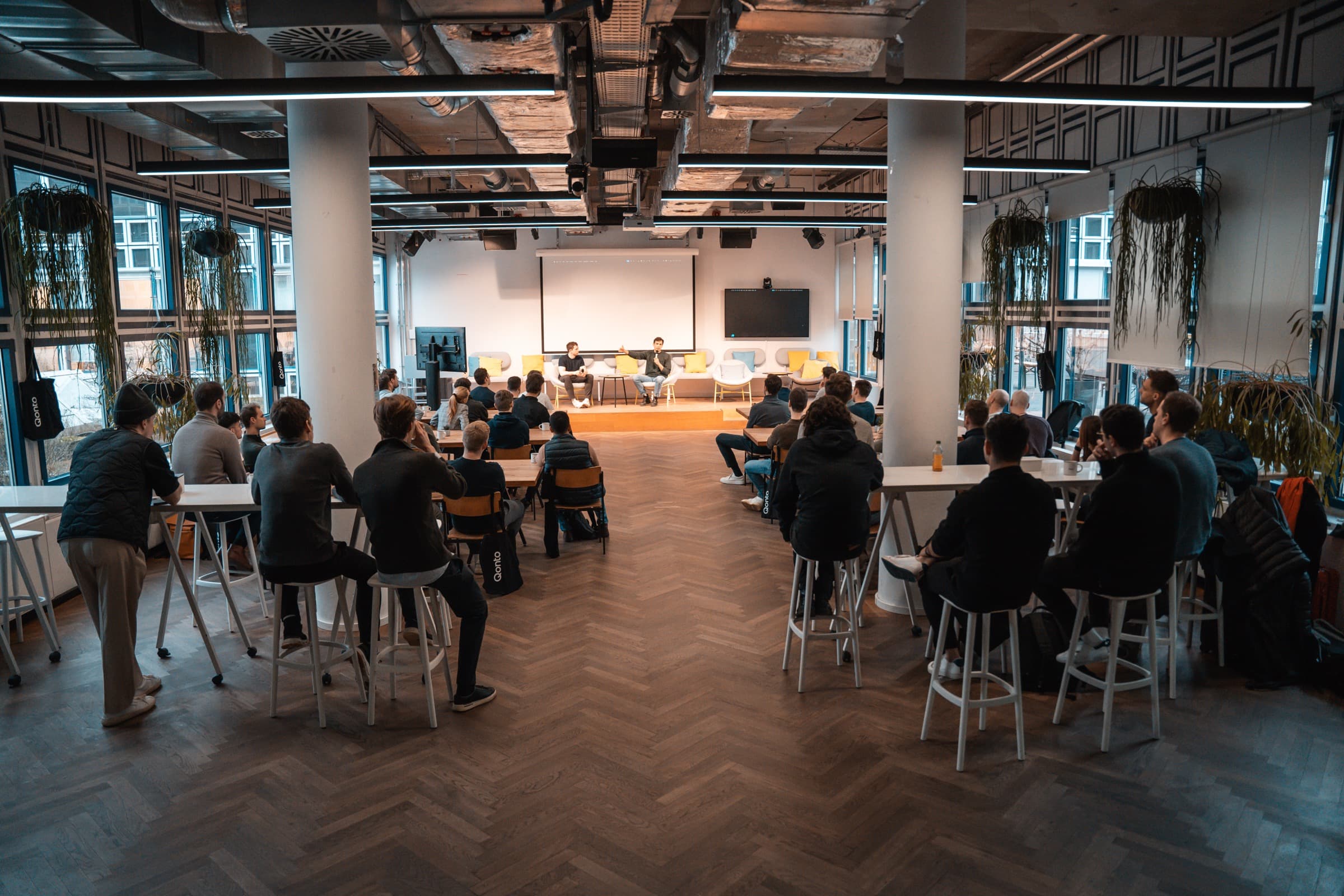 Unicorn Bakery Event – Full Room Atmosphere